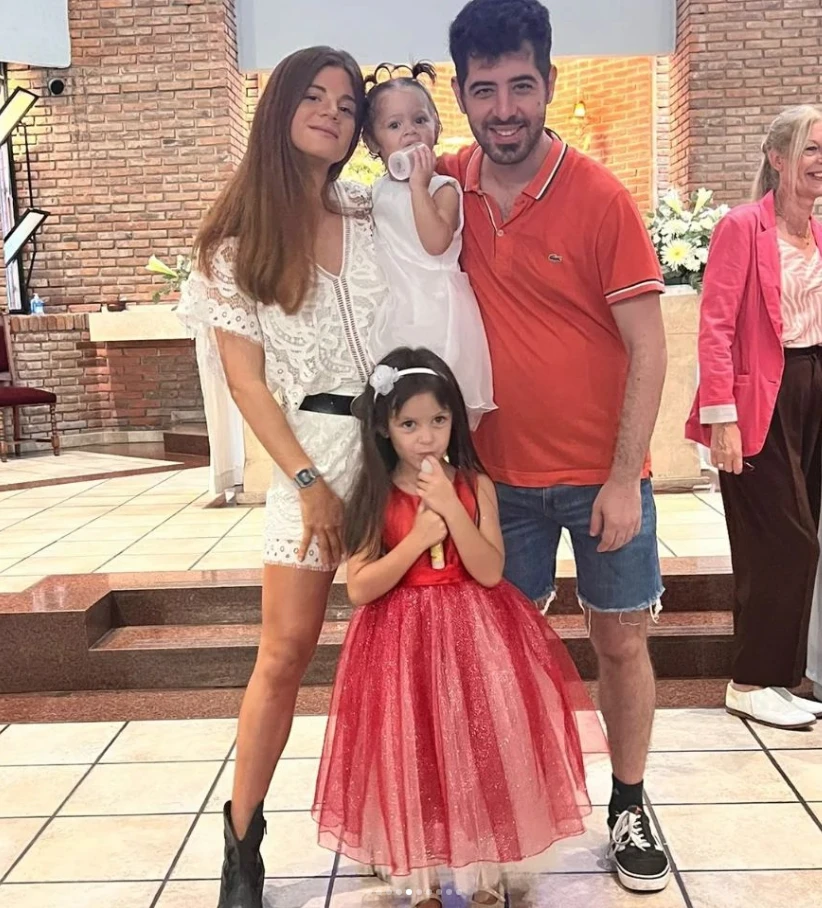 Las fotos de bautismo de Charo, la hija de Débora D'Amato.