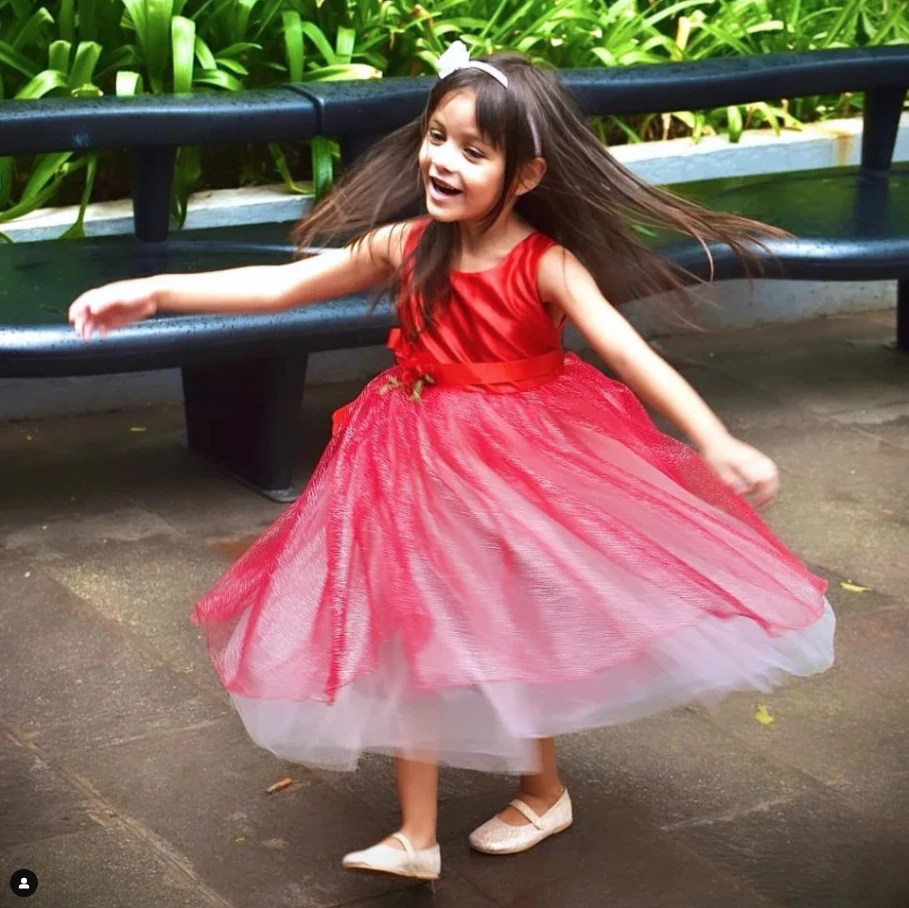 Las fotos de bautismo de Charo, la hija de Débora D'Amato.