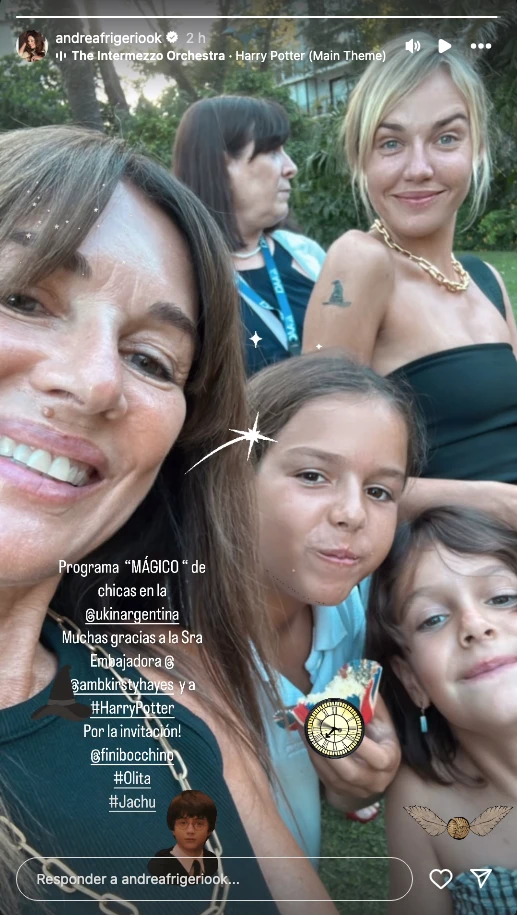 La salida "de chicas" de Andrea Frigerio con su hija y sus nietas.
