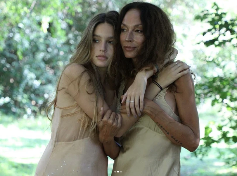 Ana Paula Dutil y su hija India Ortega