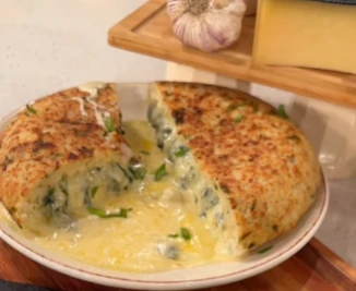 La receta de la tortilla de arroz rellena de espinaca de Jimena Monteverde: saludable y fácil de hacer