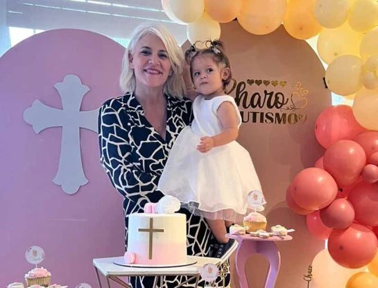 Las fotos del bautismo de Charo, la hija más chica de Débora D'Amato