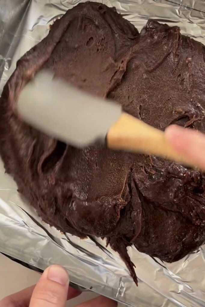 Esta es la receta más original para hacer brownies. Foto: Instagram.