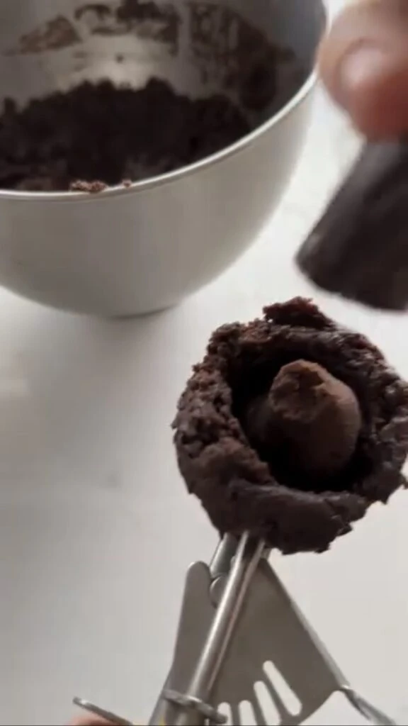 Estas son las mejores cookies de chocolate para hacer el finde. Foto: Instagram.