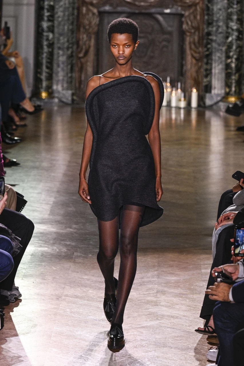 Victoria Beckham otoño invierno 2024/25