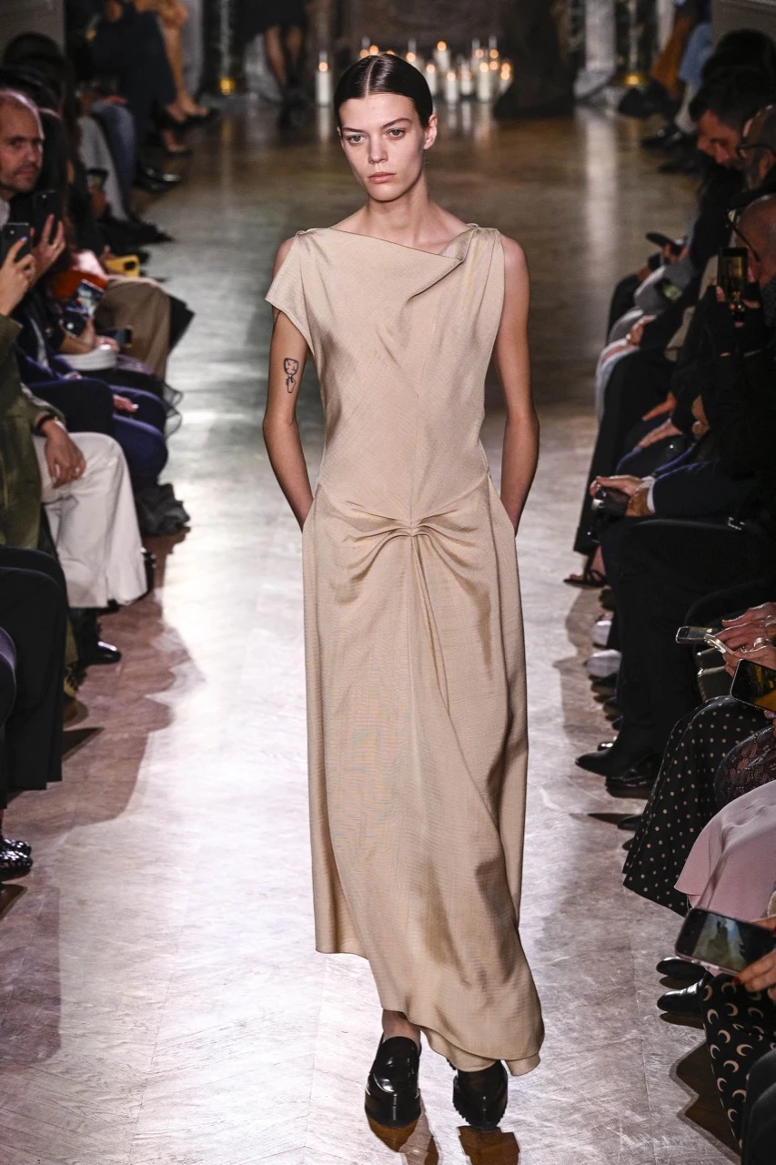 Victoria Beckham otoño invierno 2024/25