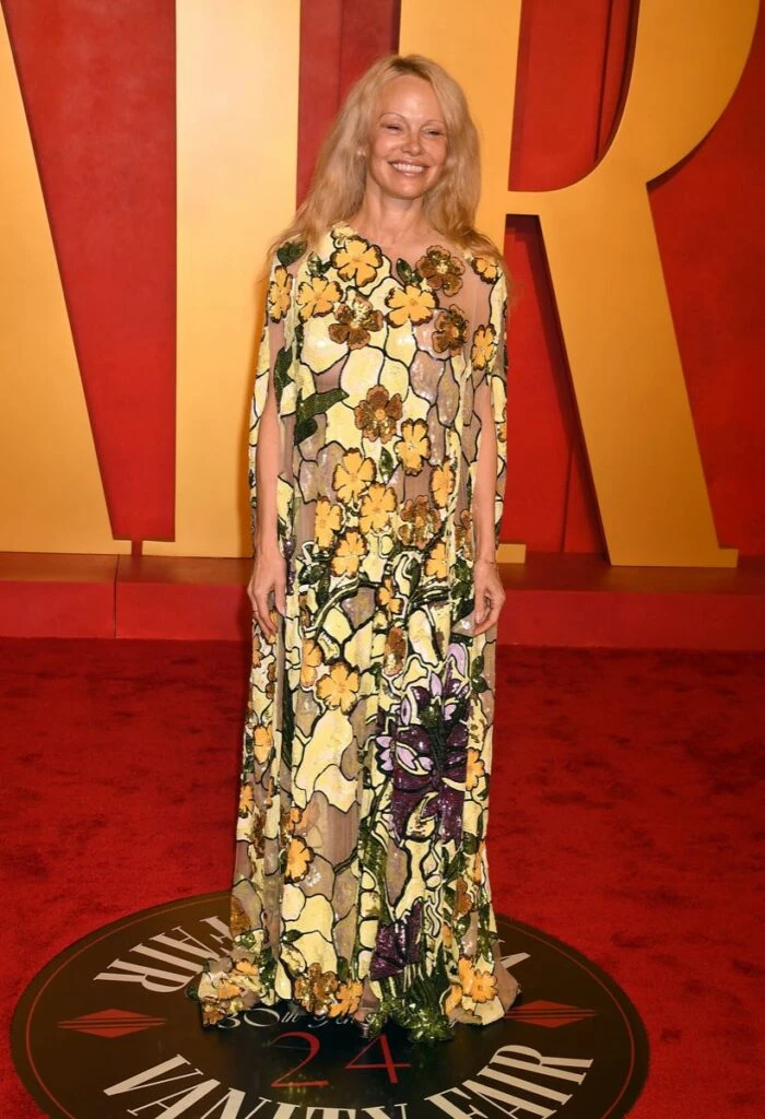 Pamela Anderson en la fiesta de los Oscars de Vanity Fair