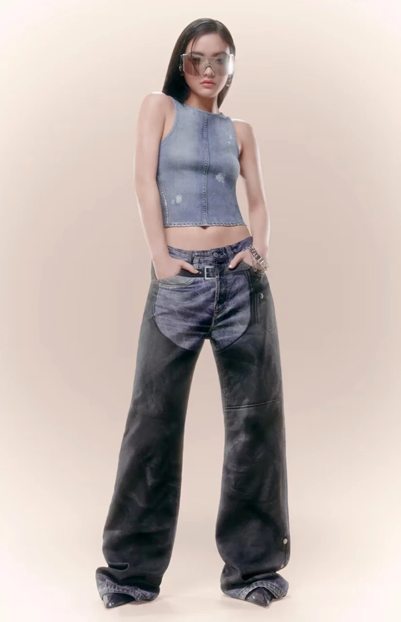 K-Pop ILLIT en Acne Studios SS24