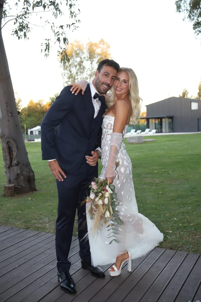 Julieta Puente y Facundo Miguelena en su casamiento. Foto RS Fotos