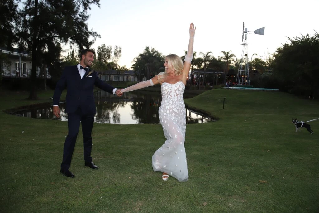 Julieta Puente y Facundo Miguelena en su casamiento. Foto RS Fotos
