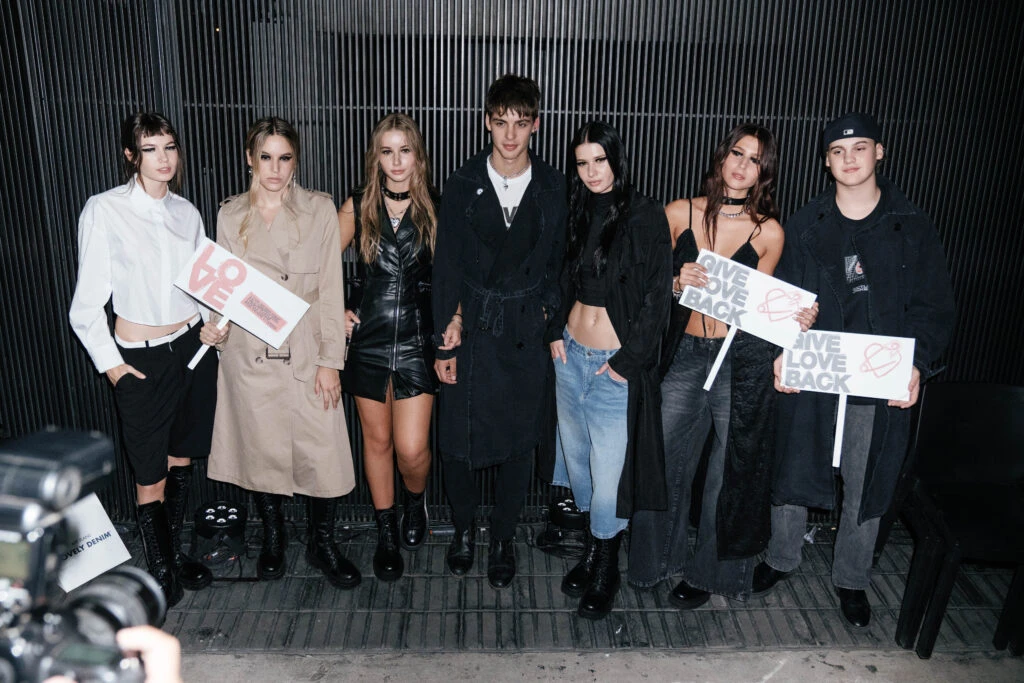 Las fotos de los hijos de los famosos que desfilaron pata Lucía Celasco, la nieta de Susana Giménez