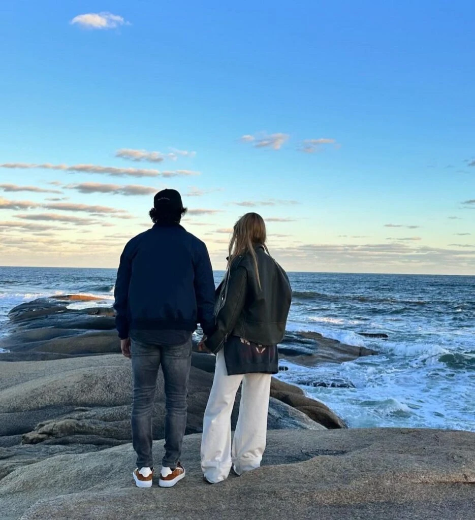 Las fotos de Nicole Neumann en la playa: así le dio la bienvenida a su último trimestre de embarazo