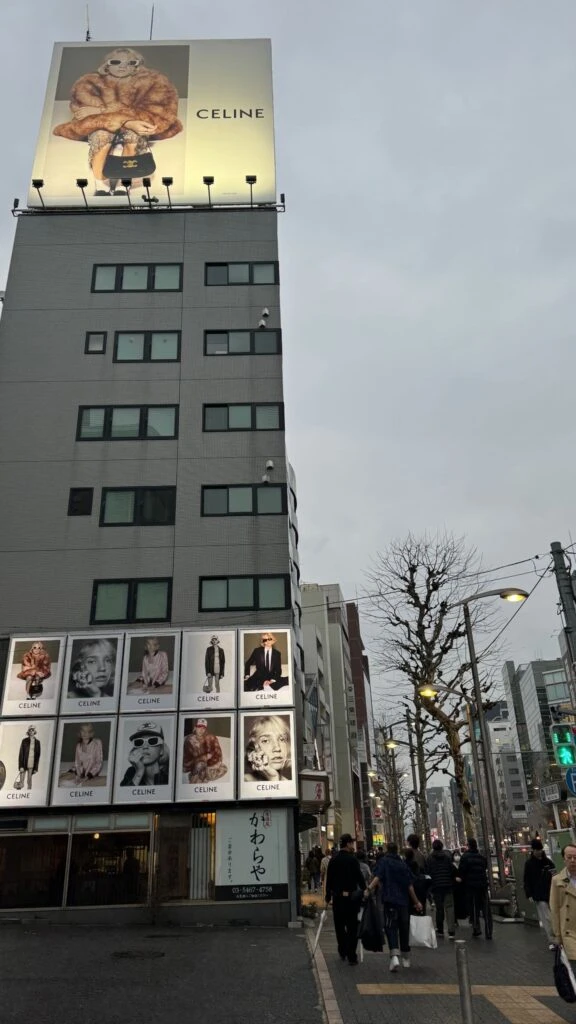 Las fotos de la escapada de Luli Fernández a Milán y Tokio en familia