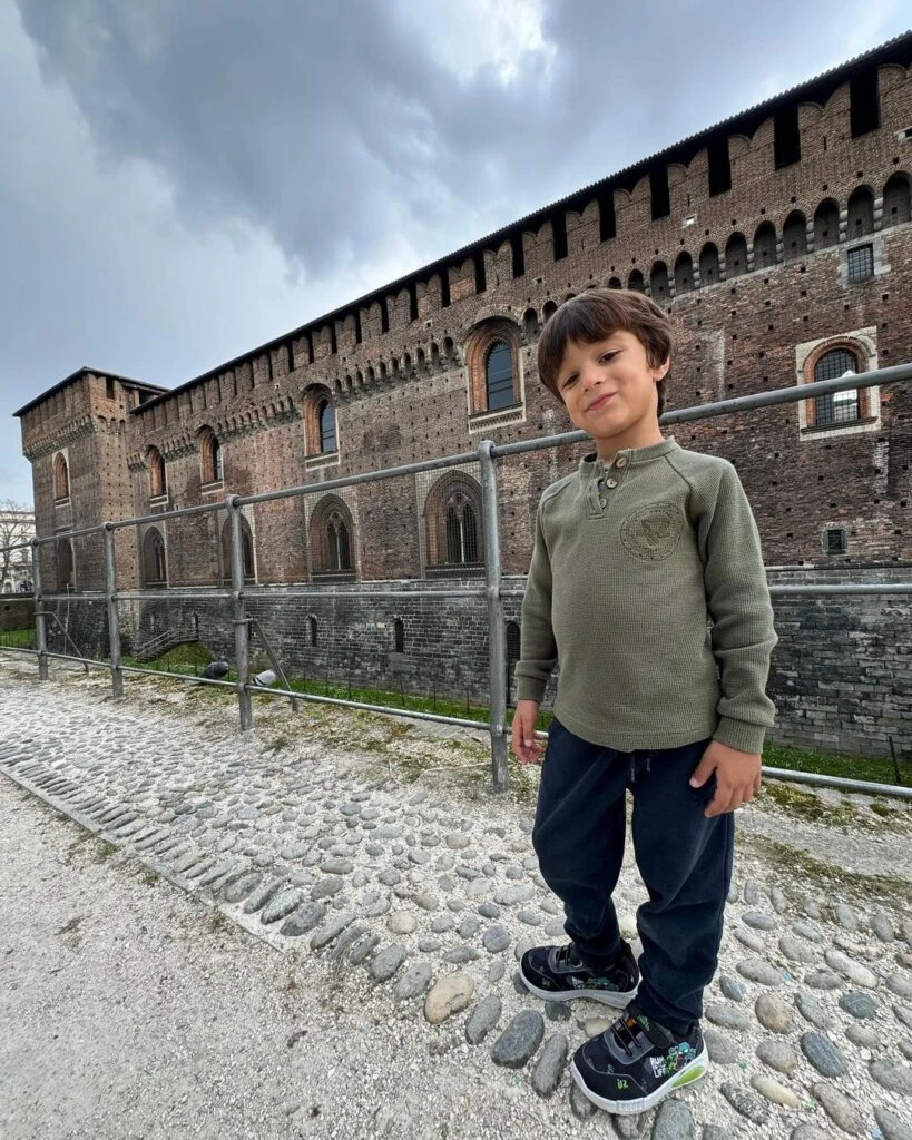 Las fotos de la escapada de Luli Fernández a Milán y Tokio en familia