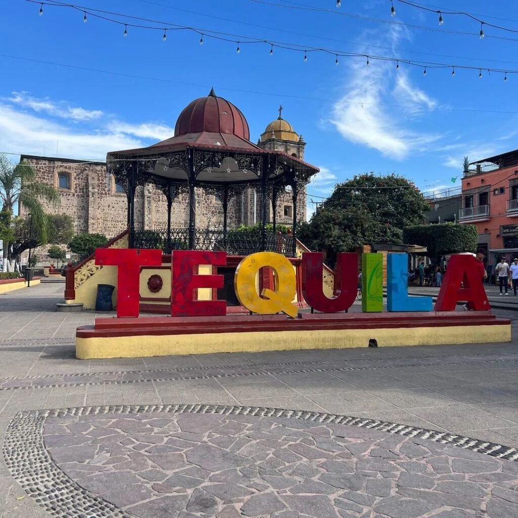 Las fotos del cumpleaños Flor Bertotti en medio de su gira por México y Colombia