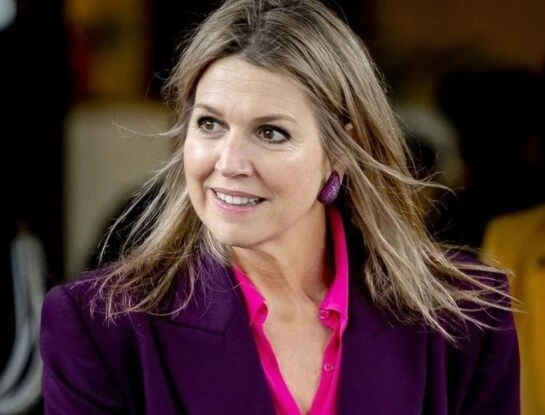 Máxima sorprendió con un elegante look monocromático