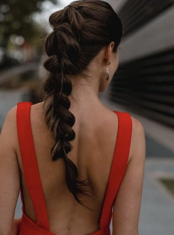 Peinados súper fáciles para los días lluviosos. Foto: Pinterest. 