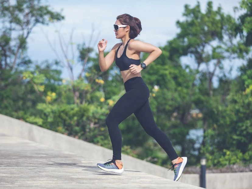 Por qué no es recomendable hacer los ejercicios de rebote que difunden en las redes sociales