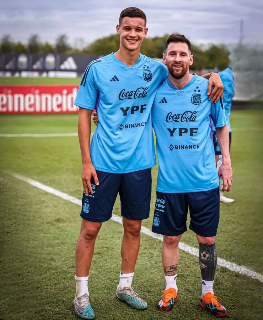 Quién es Valentín Carboni, el jugador de la Selección que debutó ante Costa Rica y fue la revelación