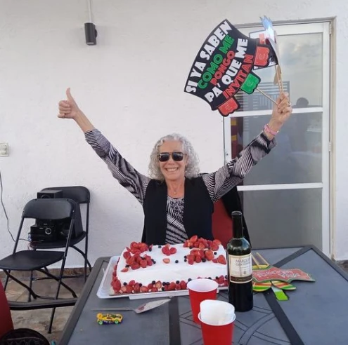 Quién es la mujer real detrás de Sophie, la modelo alemana que obsesiona a Guillermo Coppola en la serie sobre su vida