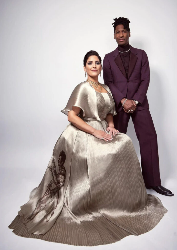 Suleika Jaouad y su vestido diseñado por Angelina Jolie