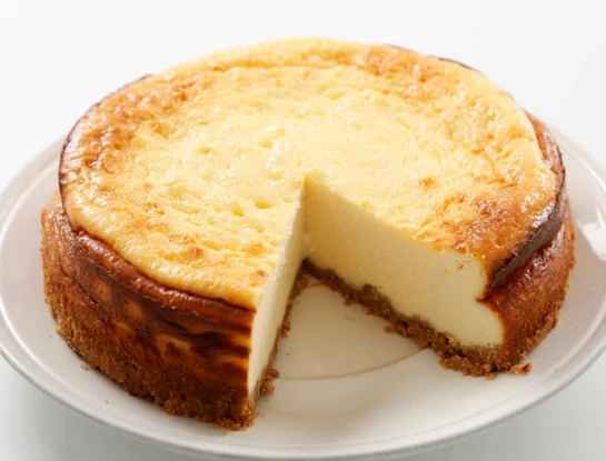 Cheesecake con tres ingredientes: la receta más fácil y económica para sorprender a tu familia