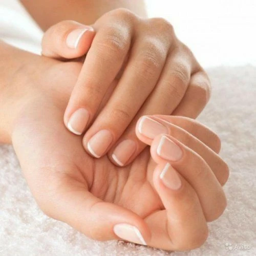 5 tips de belleza para cuidar tus uñas antes de realizar una manicura