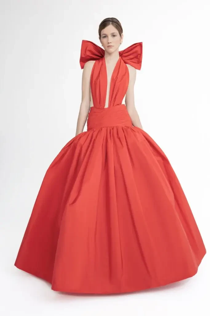 Macarena Achaga, la argentina que caminó la red carpet de los Oscar 2024