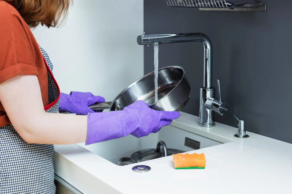 la fórmula infalible para dejar impecables tus ollas y sartenes de acero inoxidable