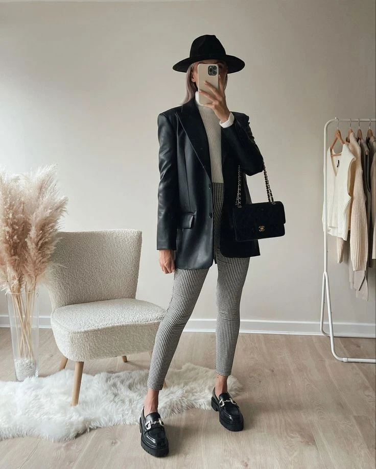 Guía de estilo: los leggings oxford son los más elegidos por la Gen-Z y así se usan este invierno 2024