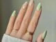 Light green nails, las uñas que marcan tendencia este invierno