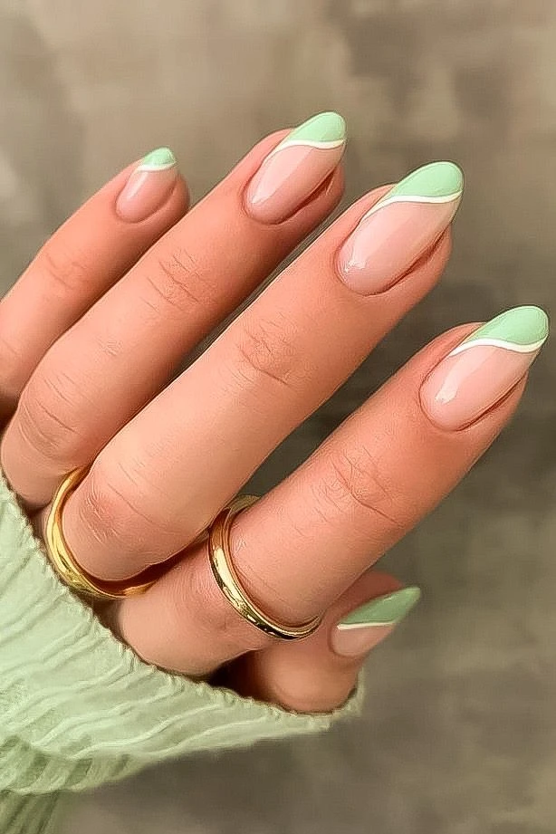 Light green nails, las uñas que marcan tendencia este invierno