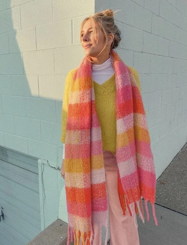 Guía de estilo: cómo lucir las bufandas, nuestras aliadas durante el invierno