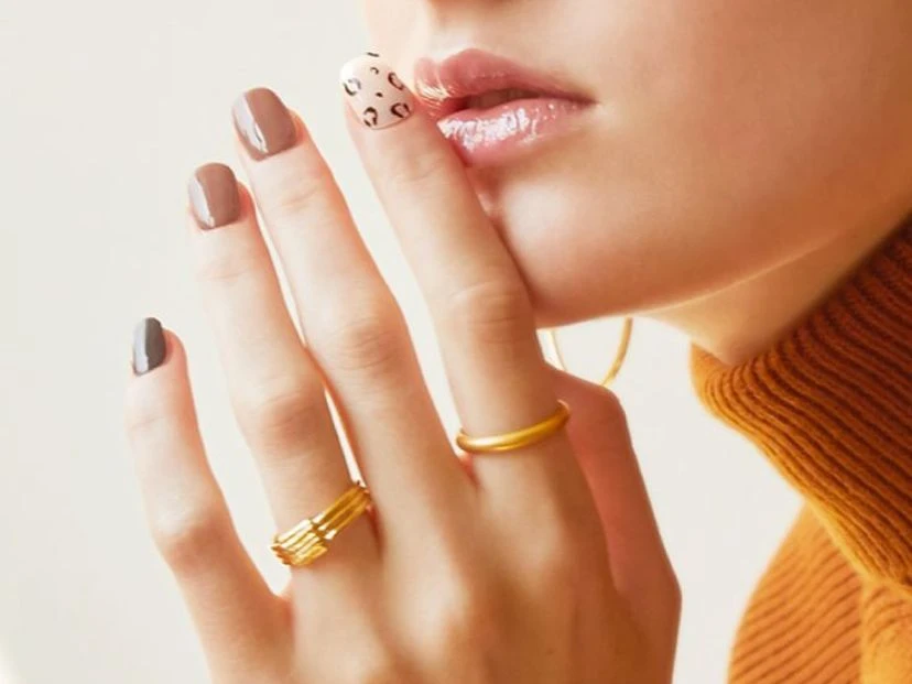 5 colores ideales para uñas cortas que se usan este otoño