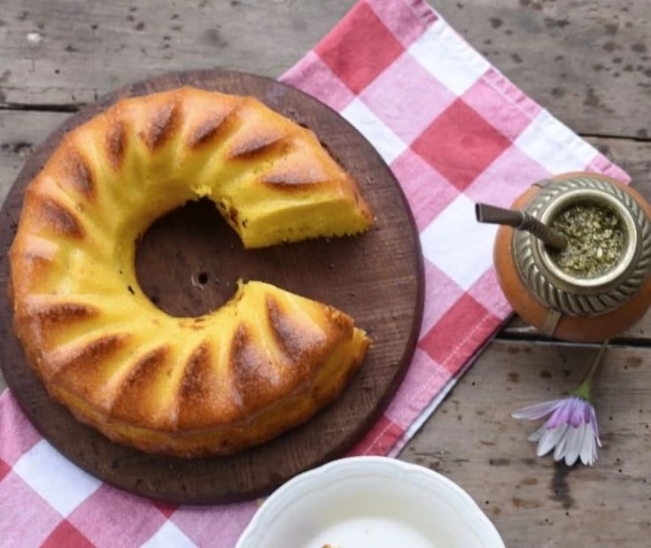 Budín con yogur y sin harina: la receta súper fácil que te saca de apuros