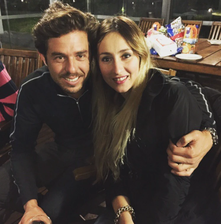 Emilio y Vicky, de novios