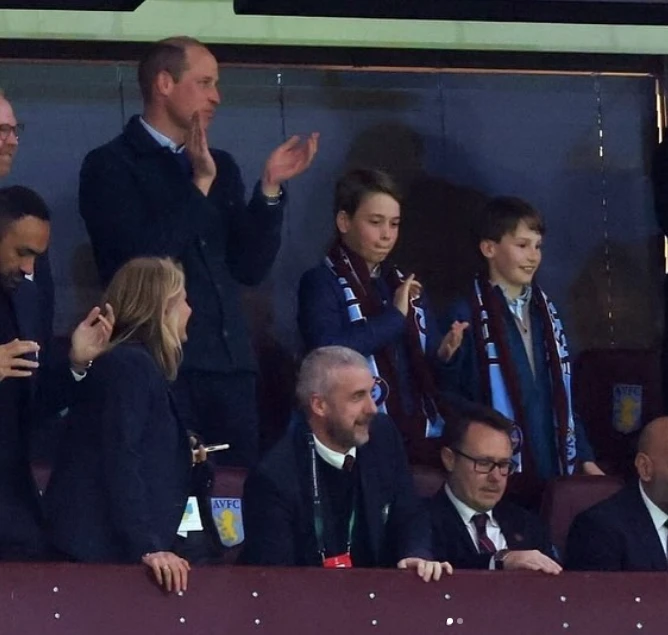 El príncipe William y su hijo Geroge en su primera salida tras conocer el diagnóstico de cáncer de Kate Middleton.