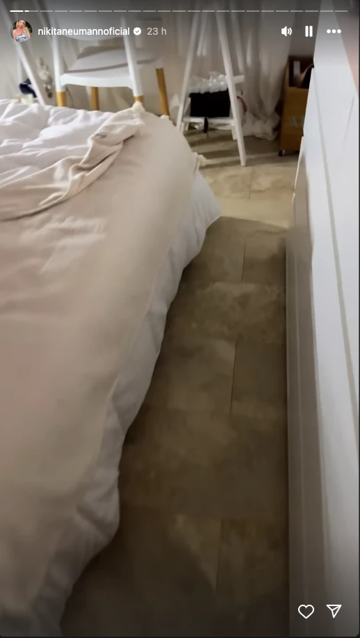 Nicole Neumann mostró las habitaciones de Allegra y Sienna. 