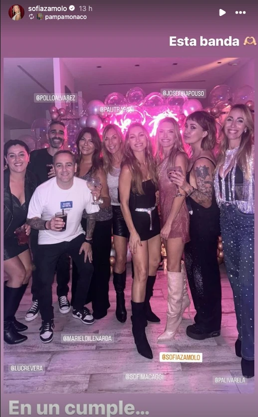 Sofía Zámolo con algunos de sus invitados.