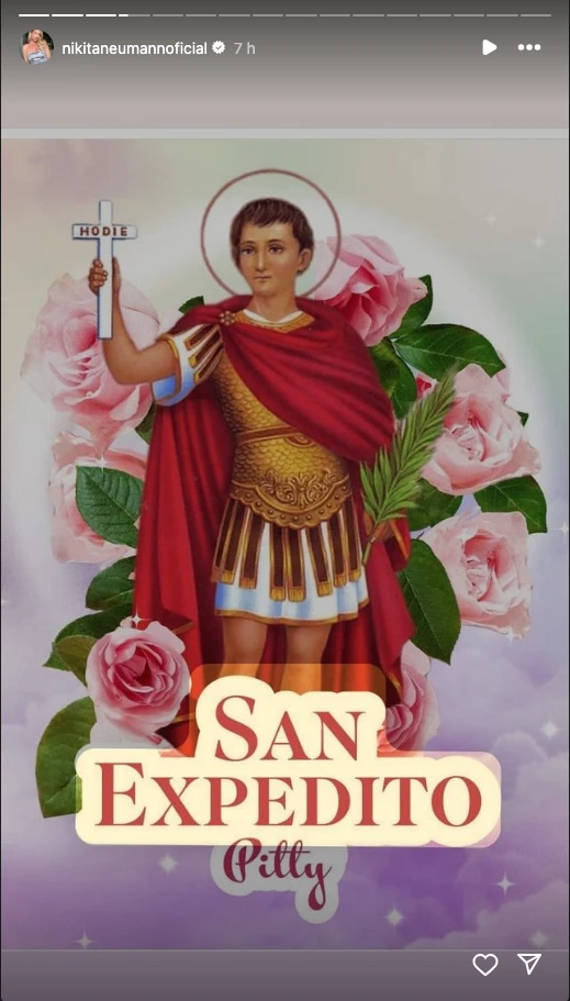 Nicole Neumann fue a la misa del padre Fabricio en el día de San Expedito