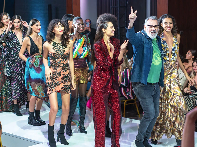 Desfile Benito Fernández.