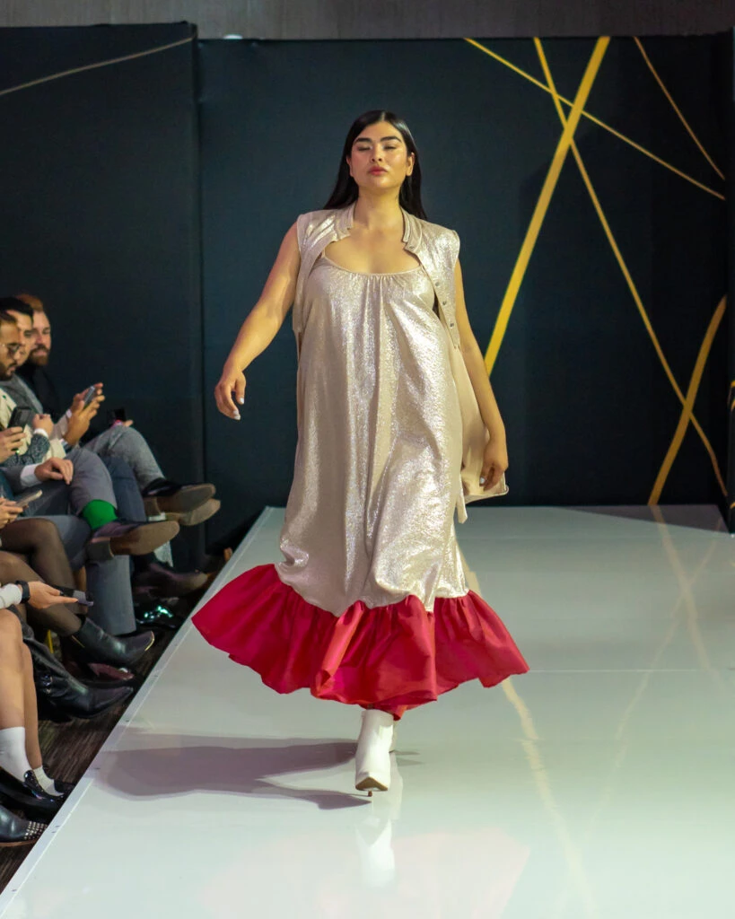 Desfile Benito Fernández.