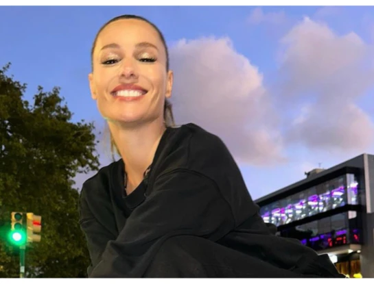 Pampita apostó por los zapatos más trendy de este otoño 2024