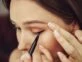 Cómo hacer el eyeliner tilde, el tip infalible para levantar el párpado caído