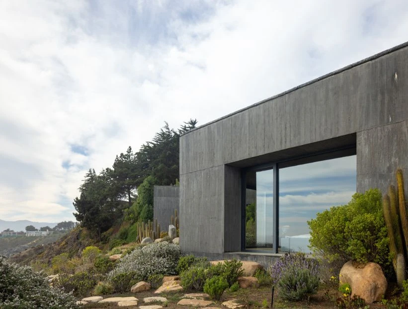 Así se diseñó una casa chilena frente al mar