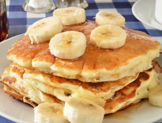 Pancakes de avena y banana: una receta súper rica, saludable y fácil de hacer