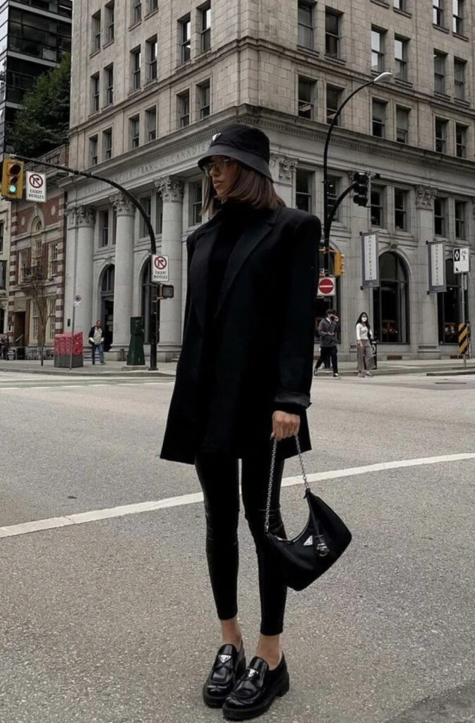 Este es el calzado perfecto de transición de temporada. Foto: Pinterest. 