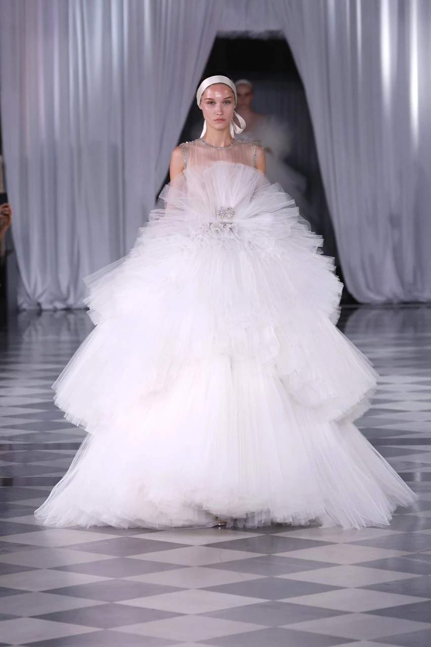 Colección nupcial de Giambattista Valli