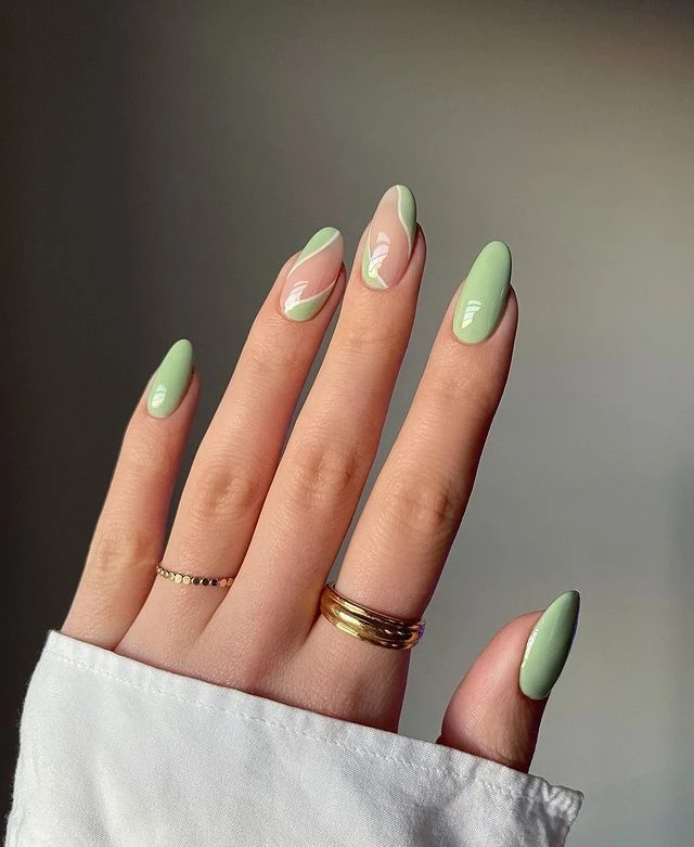 Light green nails, las uñas que marcan tendencia este invierno