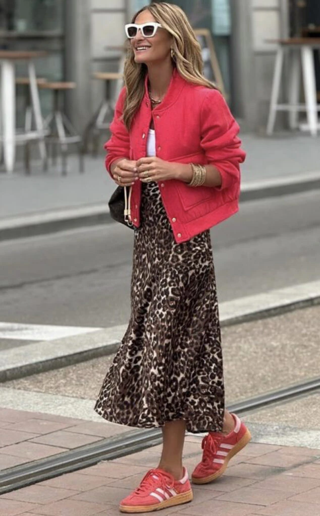 Notas de estilo: 5 ideas para usar rojo este otoño 2024. Foto: Pinterest. 
